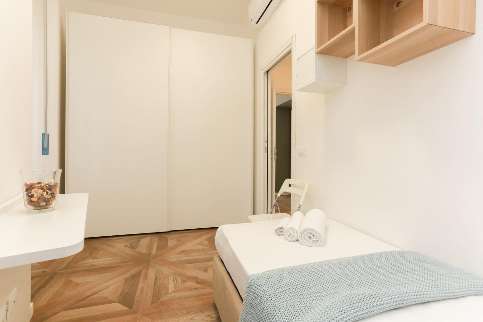 The Best Rent - Modern Apartment Near Bocconi University Milan Exterior photo